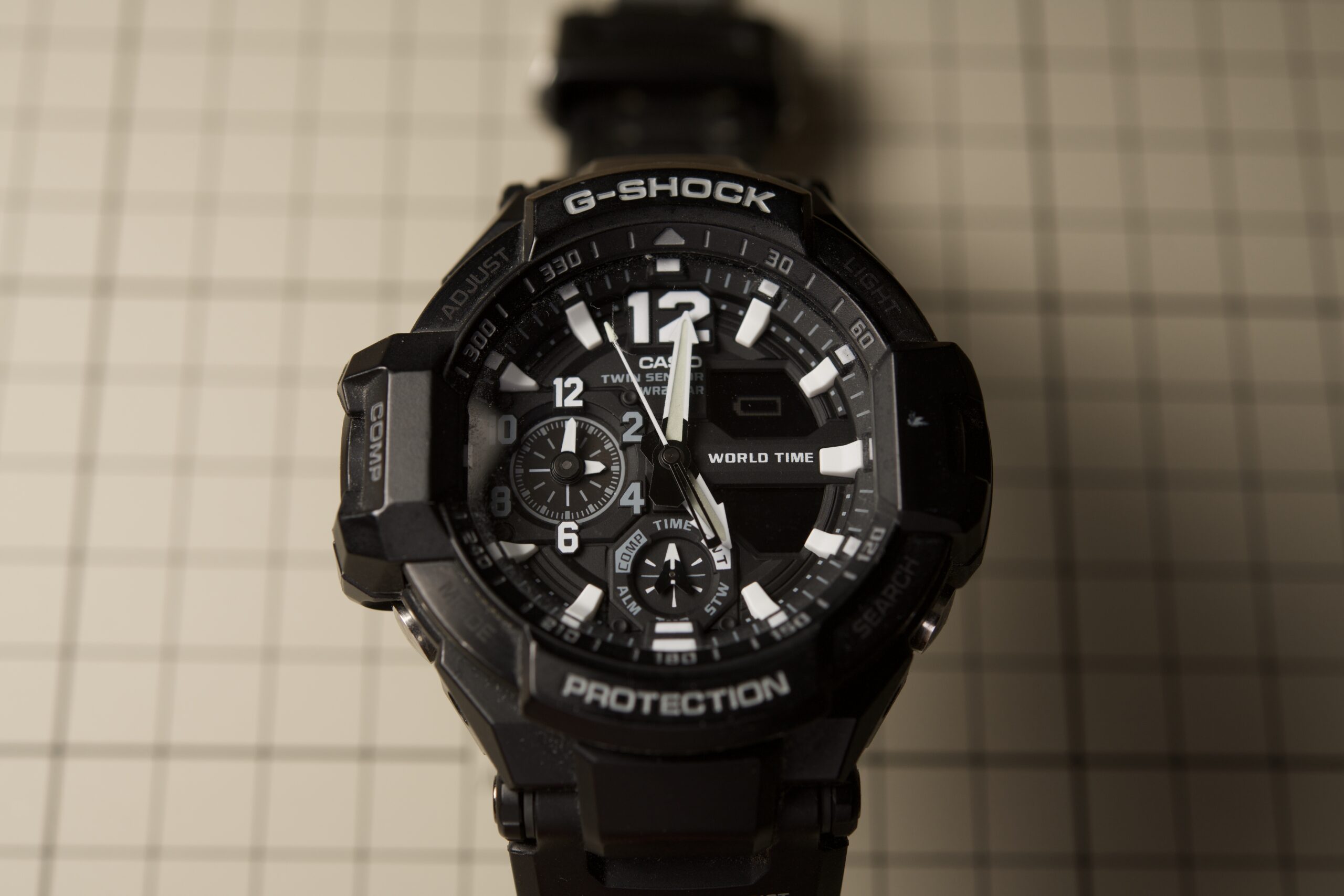 電池効果するぞ！GRAVITYMASTER GA-1100-1AJFの延命措置を行う