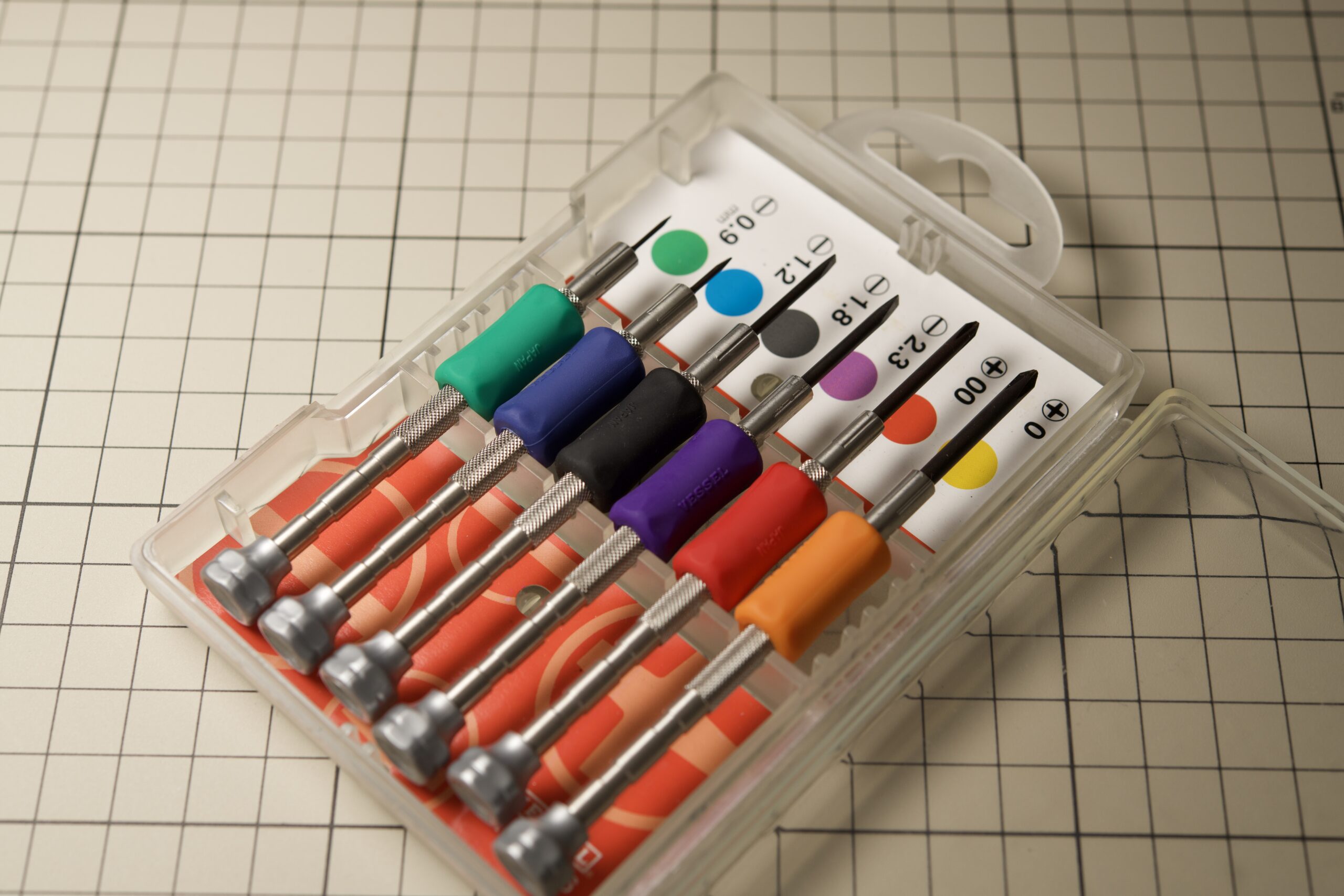 電池交換するぞ！GRAVITYMASTER GA-1100-1AJFの延命措置を行う