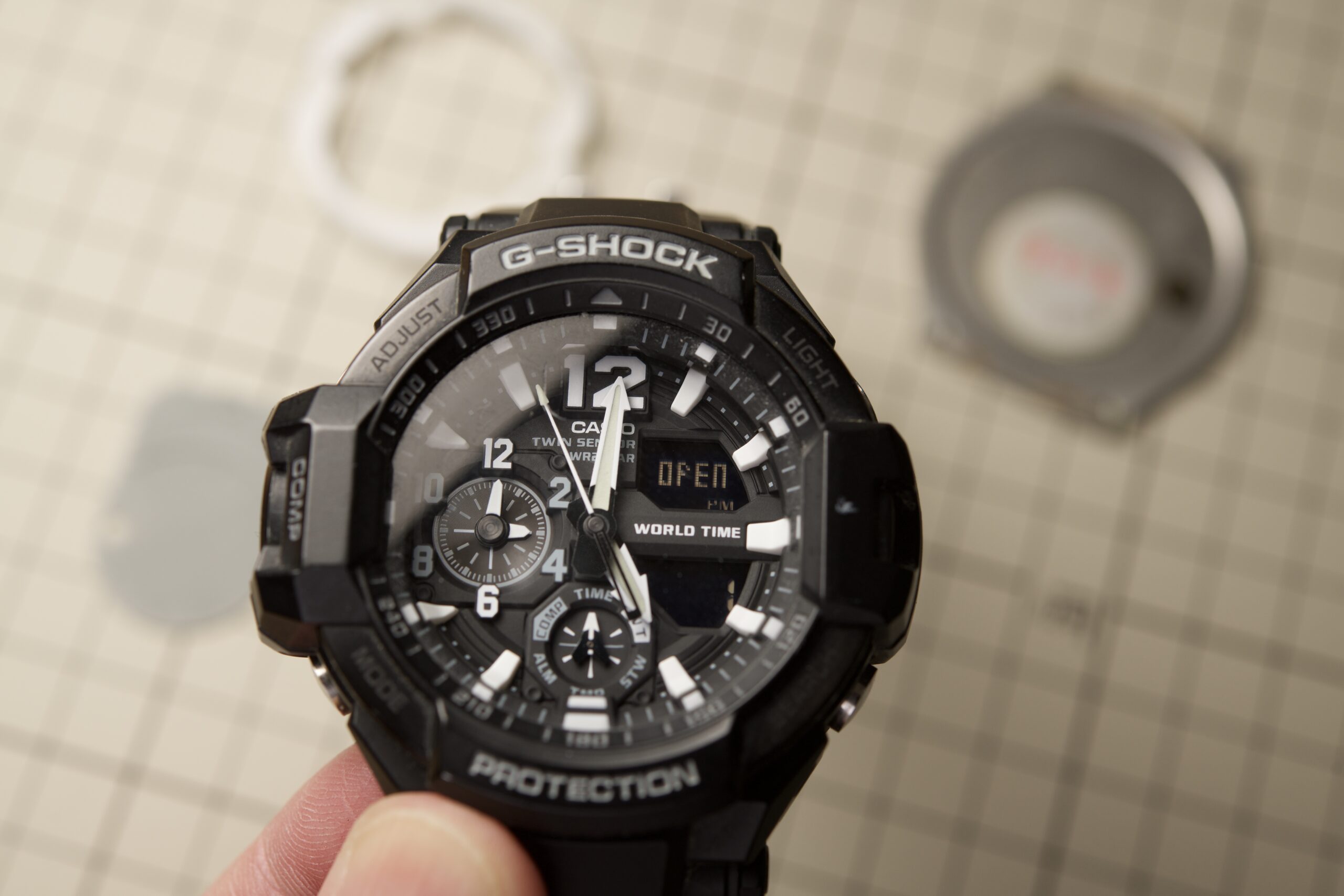 電池交換するぞ！GRAVITYMASTER GA-1100-1AJFの延命措置を行う