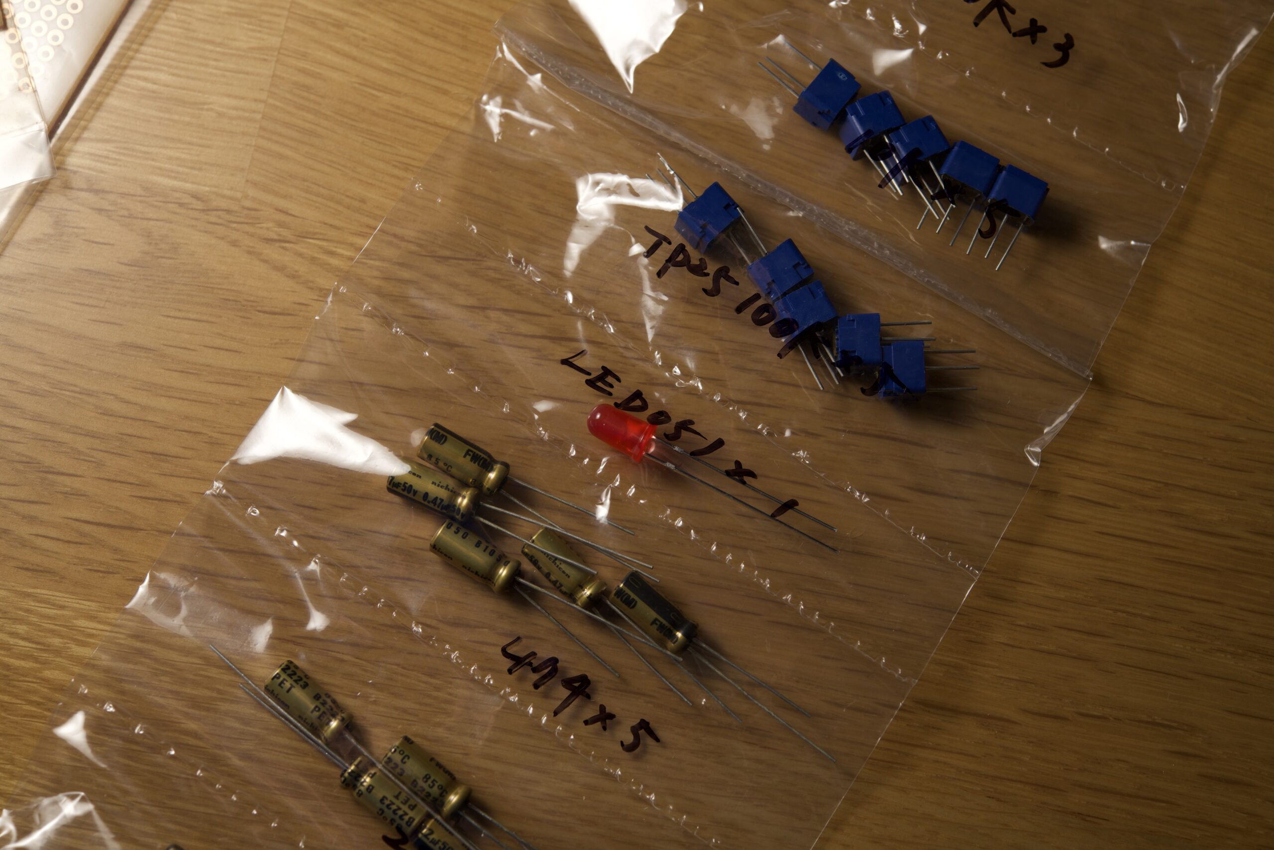 【買ったよ！】ギャレットオーディオで電子部品買ったので紹介 〜ファズフェイスとファズファクトリーの研究したいのよ〜