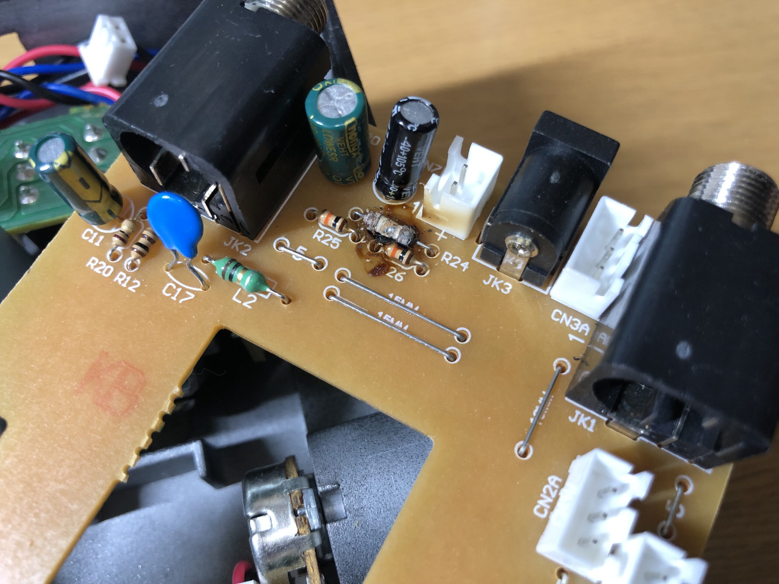 【ジャンク修理】Ibanez ( アイバニーズ ) / WH10V3を直しました 〜ジャンク品ってお得かね??〜